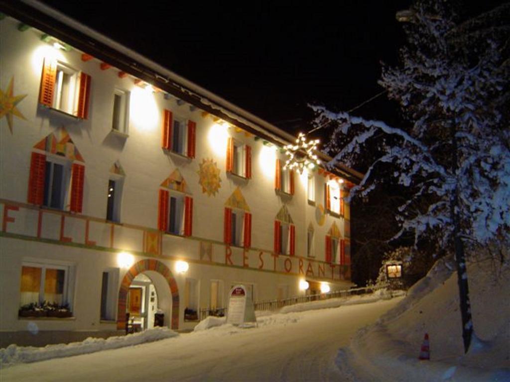 Hotel Filli Scuol Exterior foto